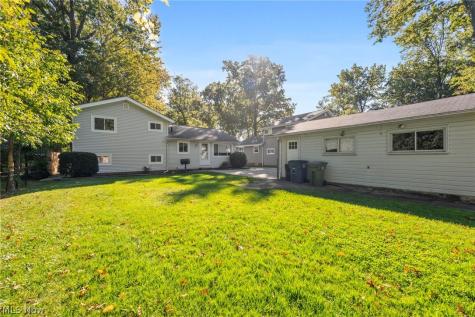 1598 Luanna Drive Eastlake OH 44095