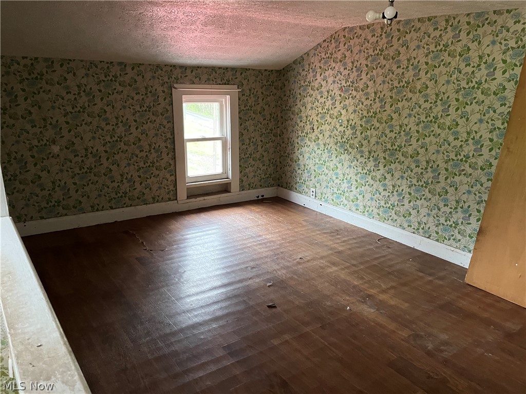 686 Township Road 223 Richmond OH 43944