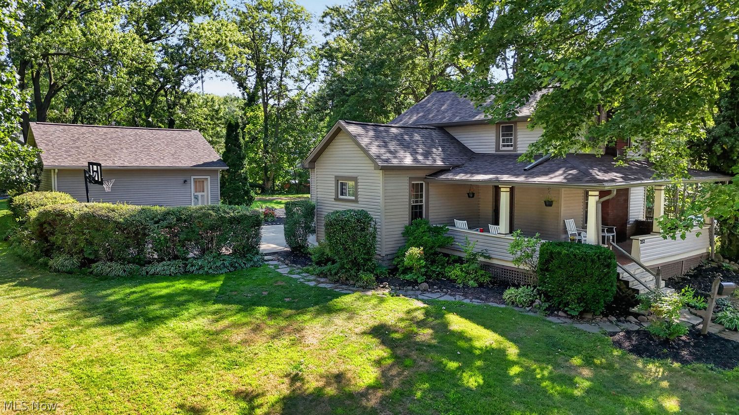 257 E Walnut Street Wadsworth OH 44281