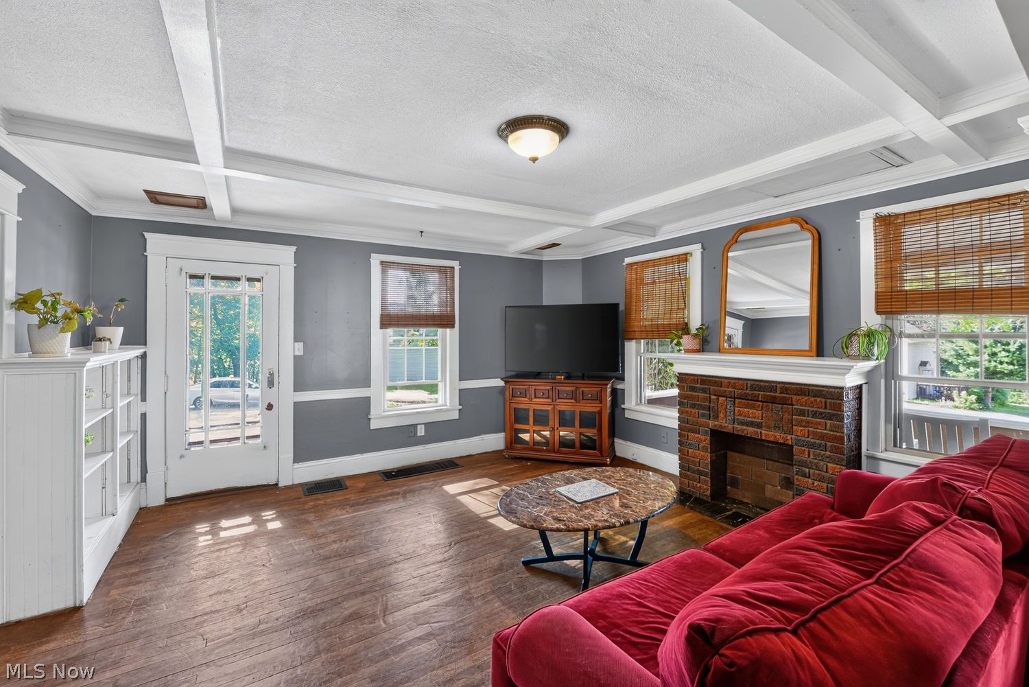 257 E Walnut Street Wadsworth OH 44281