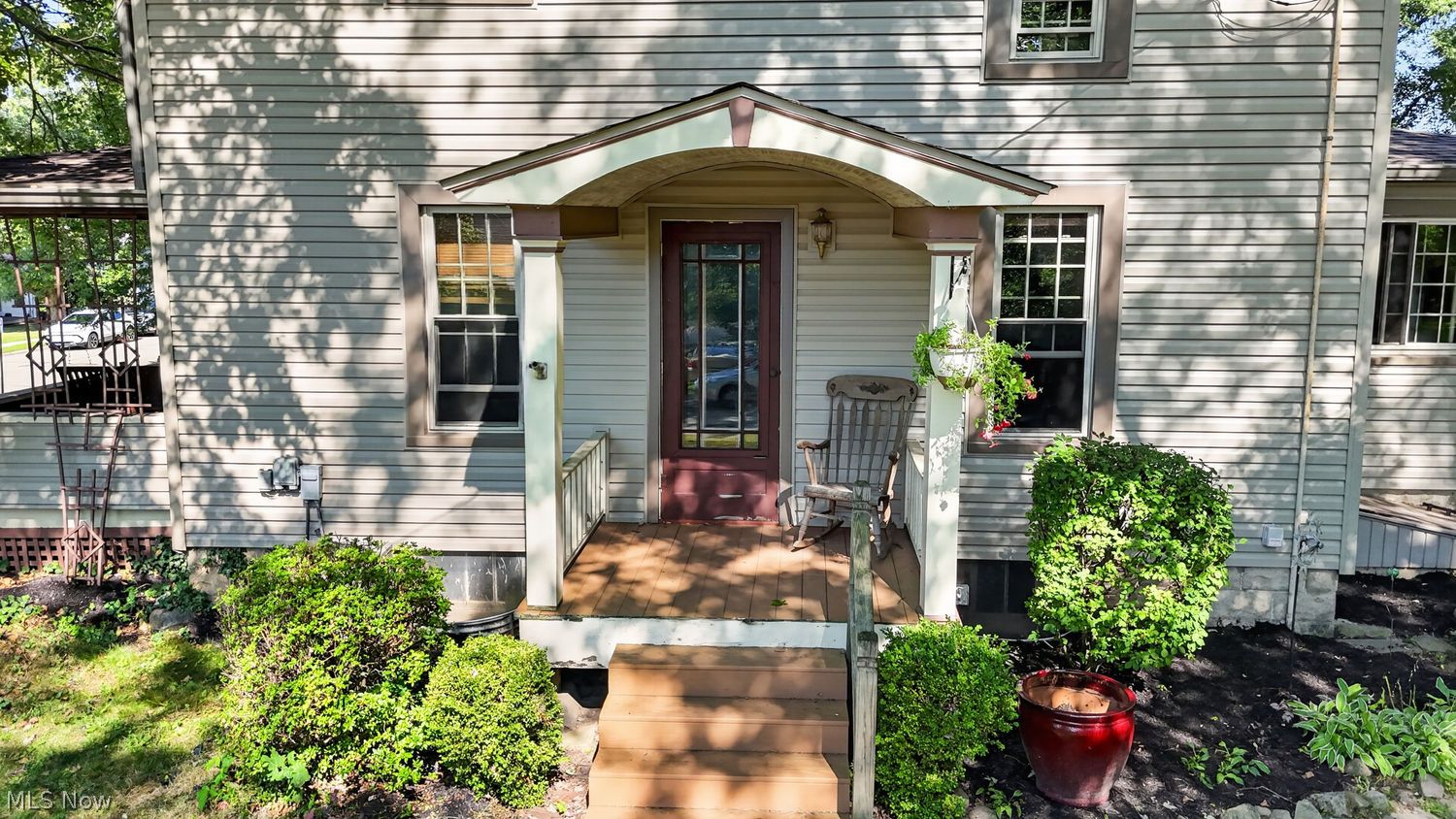 257 E Walnut Street Wadsworth OH 44281