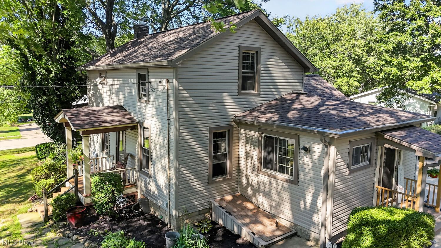 257 E Walnut Street Wadsworth OH 44281