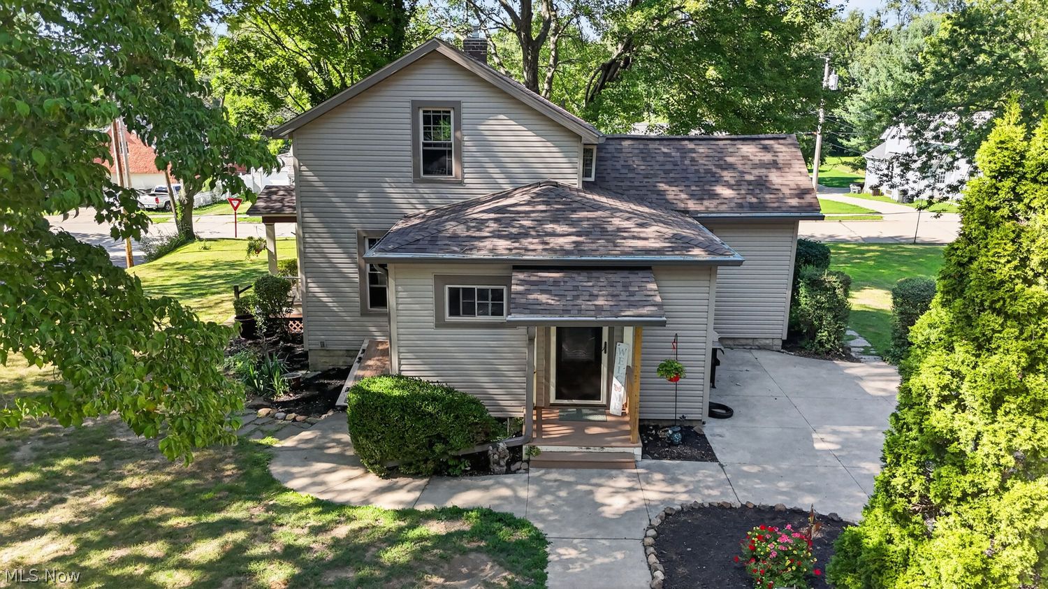 257 E Walnut Street Wadsworth OH 44281