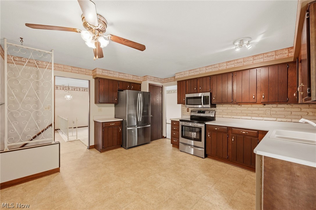 20548 Holly Circle Strongsville OH 44149