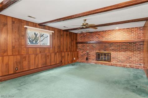 20548 Holly Circle Strongsville OH 44149