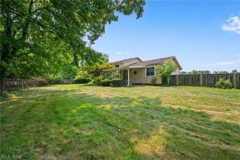 20548 Holly Circle Strongsville OH 44149