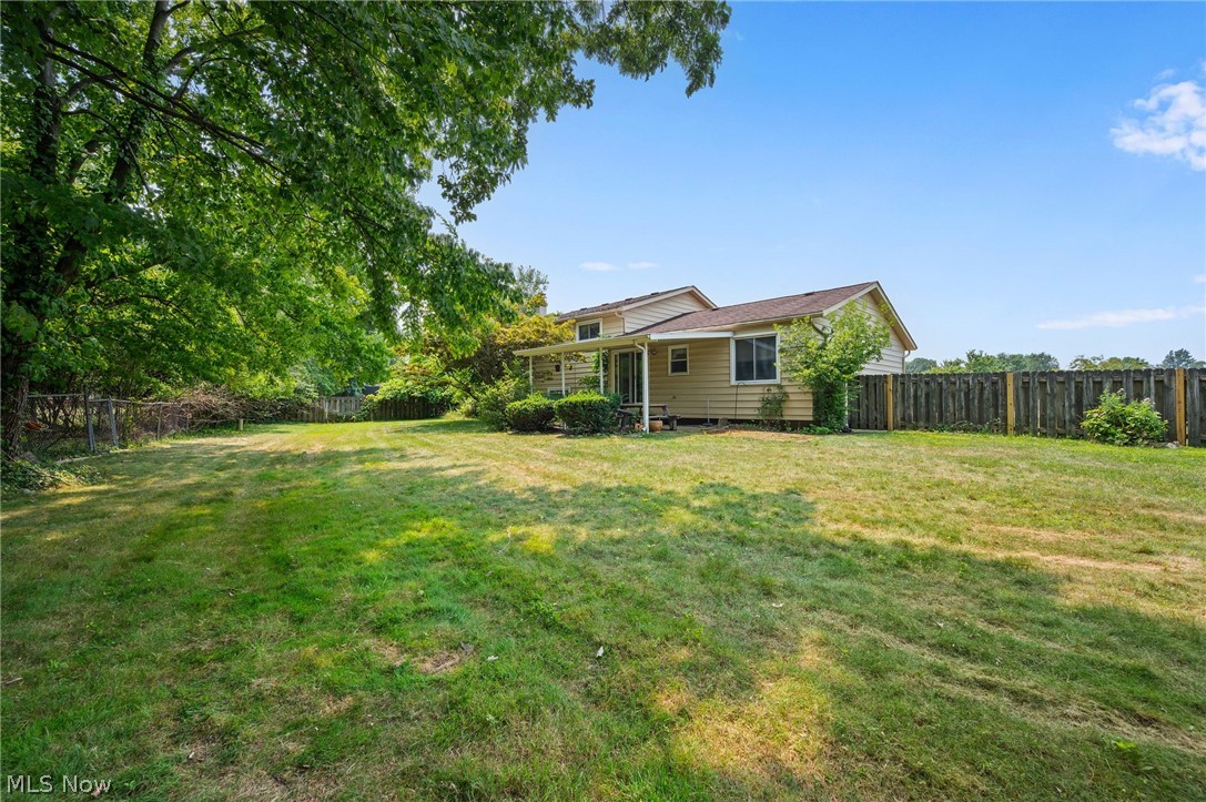 20548 Holly Circle Strongsville OH 44149