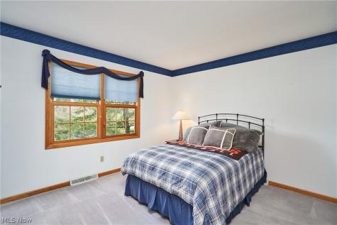 14742 King Arthurs Court North Royalton OH 44133