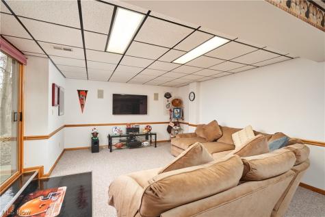 14742 King Arthurs Court North Royalton OH 44133