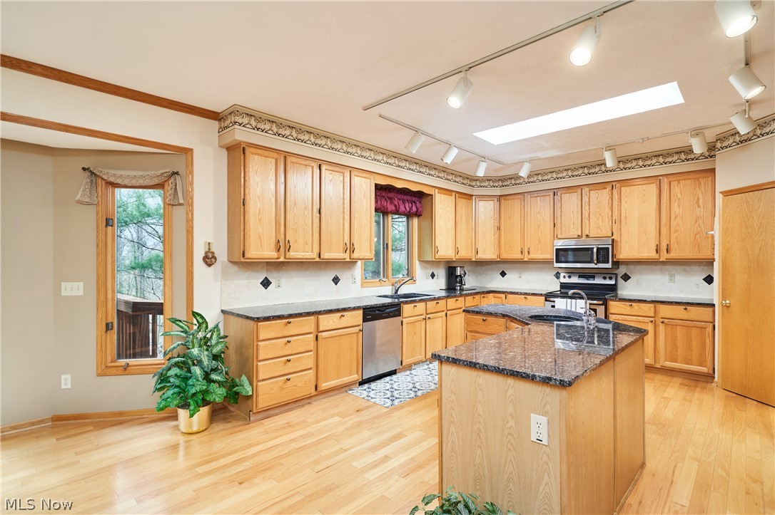 14742 King Arthurs Court North Royalton OH 44133