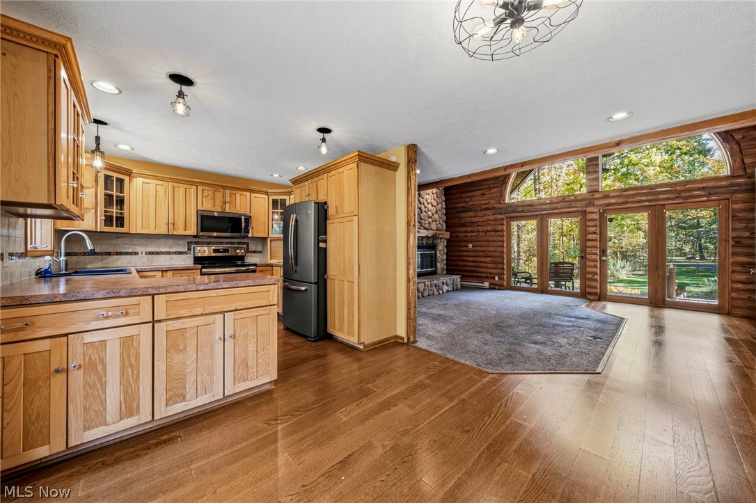 8520 Woodhill Drive Chardon OH 44024