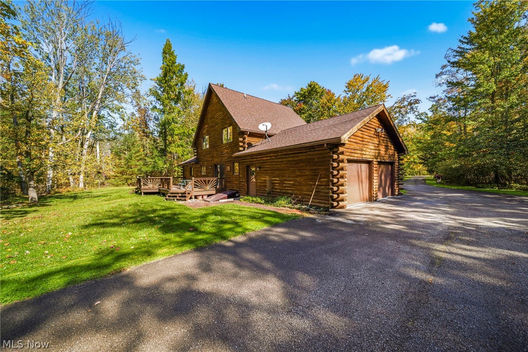 8520 Woodhill Drive Chardon OH 44024