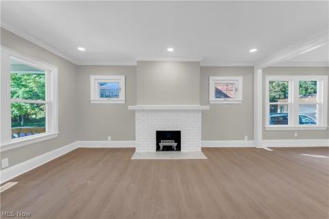 1681 Cumberland Road Cleveland Heights OH 44118