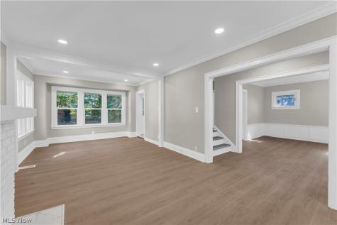 1681 Cumberland Road Cleveland Heights OH 44118