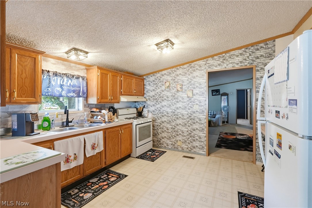 112 Evergreen Lane Apple Creek OH 44606