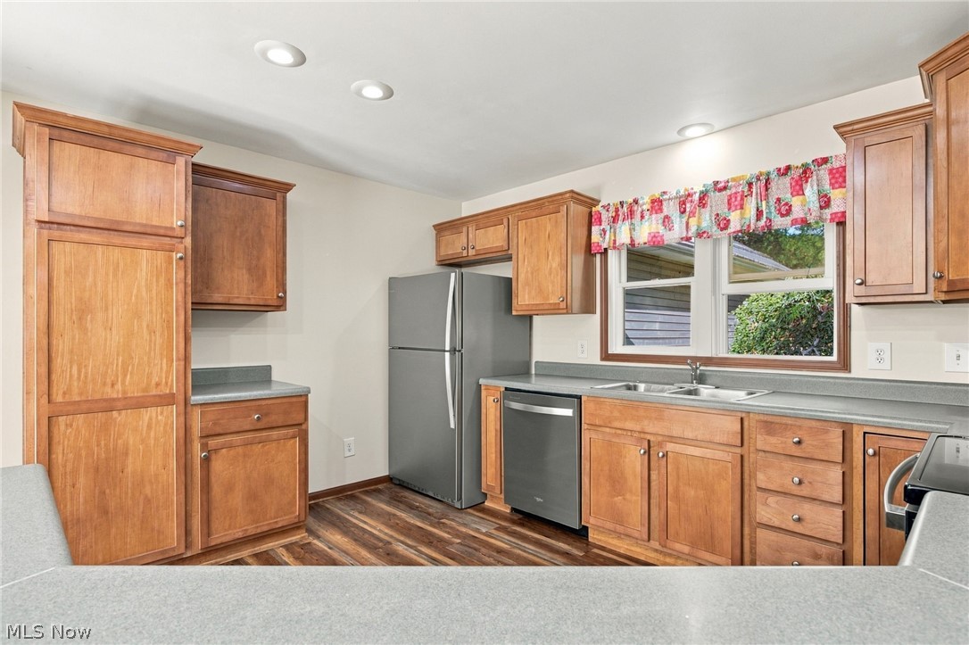 1031 Richards Way West Farmington OH 44491