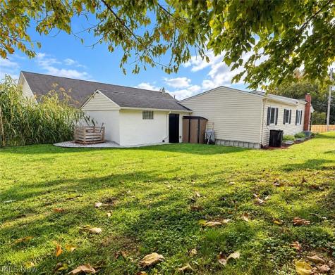 1364 Youll Street Niles OH 44446