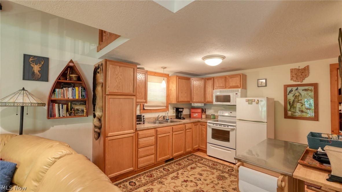 15825 Freedom Road Kimbolton OH 43749
