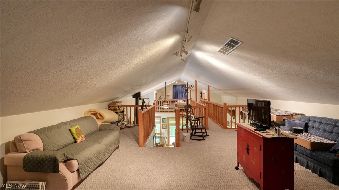 15825 Freedom Road Kimbolton OH 43749