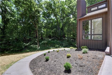 2883 Mara Loma Circle Wooster OH 44691