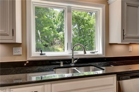 2883 Mara Loma Circle Wooster OH 44691