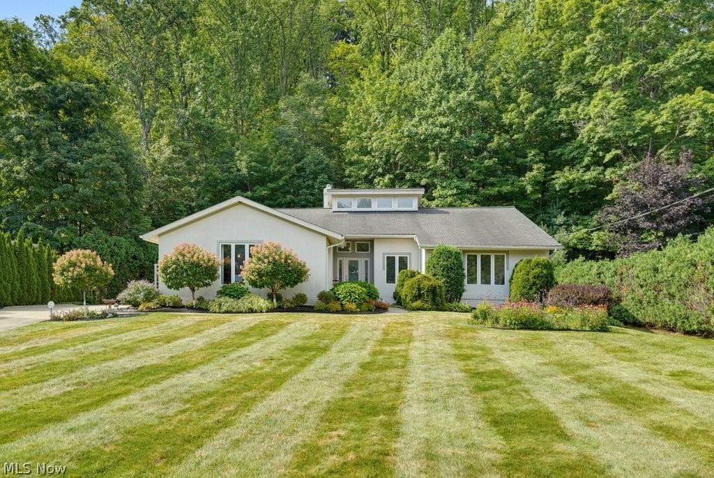 2596 Dodd Road Willoughby Hills OH 44094