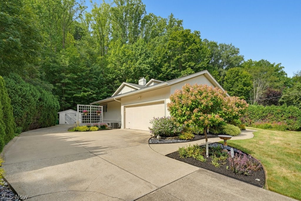 2596 Dodd Road Willoughby Hills OH 44094