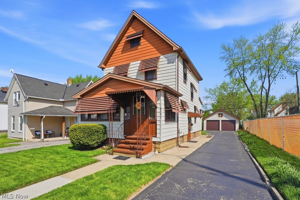 8101 Vineyard Avenue Cleveland OH 44105