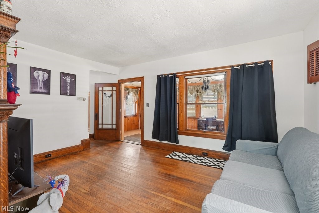 8101 Vineyard Avenue Cleveland OH 44105