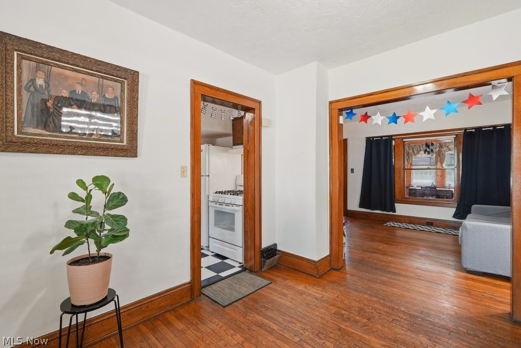 8101 Vineyard Avenue Cleveland OH 44105