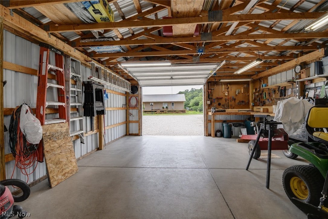 4314 Sherrod Valley Drive SW Sherrodsville OH 44675