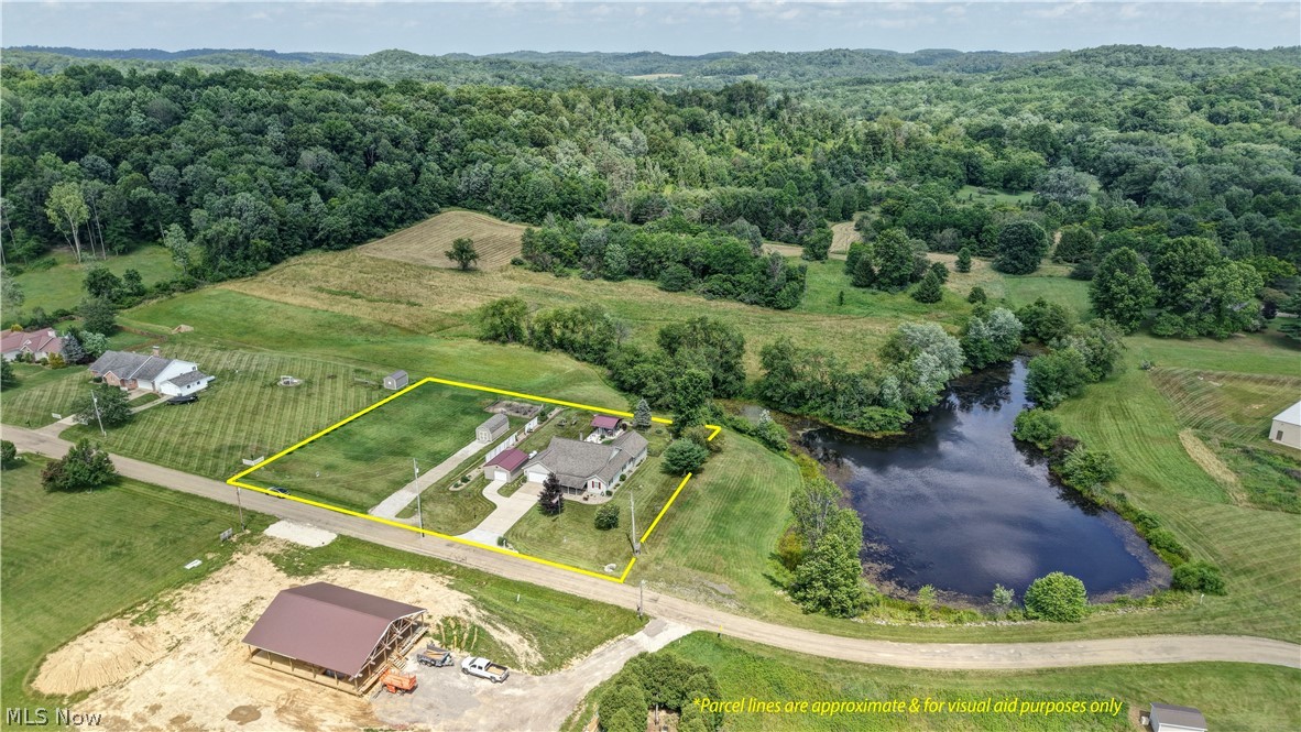 4314 Sherrod Valley Drive SW Sherrodsville OH 44675