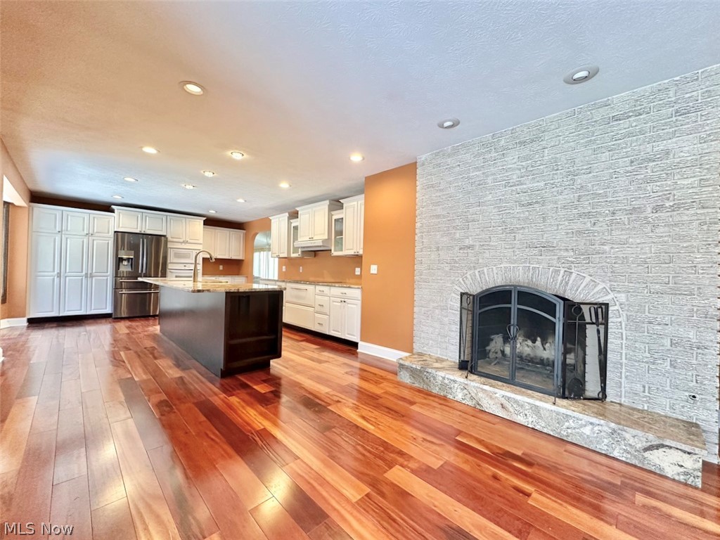 8630 Hollis Lane Brecksville OH 44141