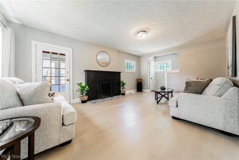 1893 Janette Avenue Cleveland Heights OH 44118