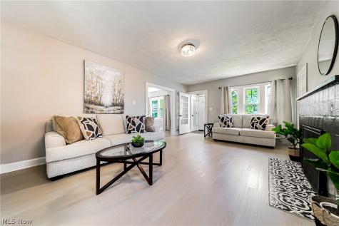 1893 Janette Avenue Cleveland Heights OH 44118