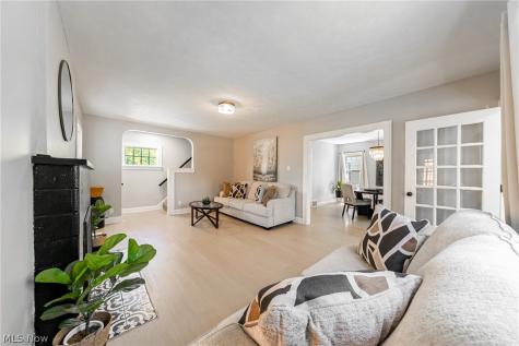 1893 Janette Avenue Cleveland Heights OH 44118