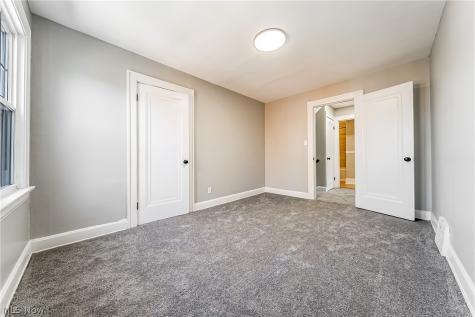 1893 Janette Avenue Cleveland Heights OH 44118