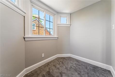 1893 Janette Avenue Cleveland Heights OH 44118