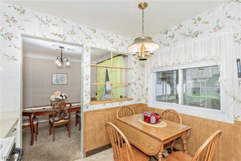 1272 Bonnie Lane Mayfield Heights OH 44124