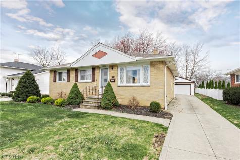 1272 Bonnie Lane Mayfield Heights OH 44124