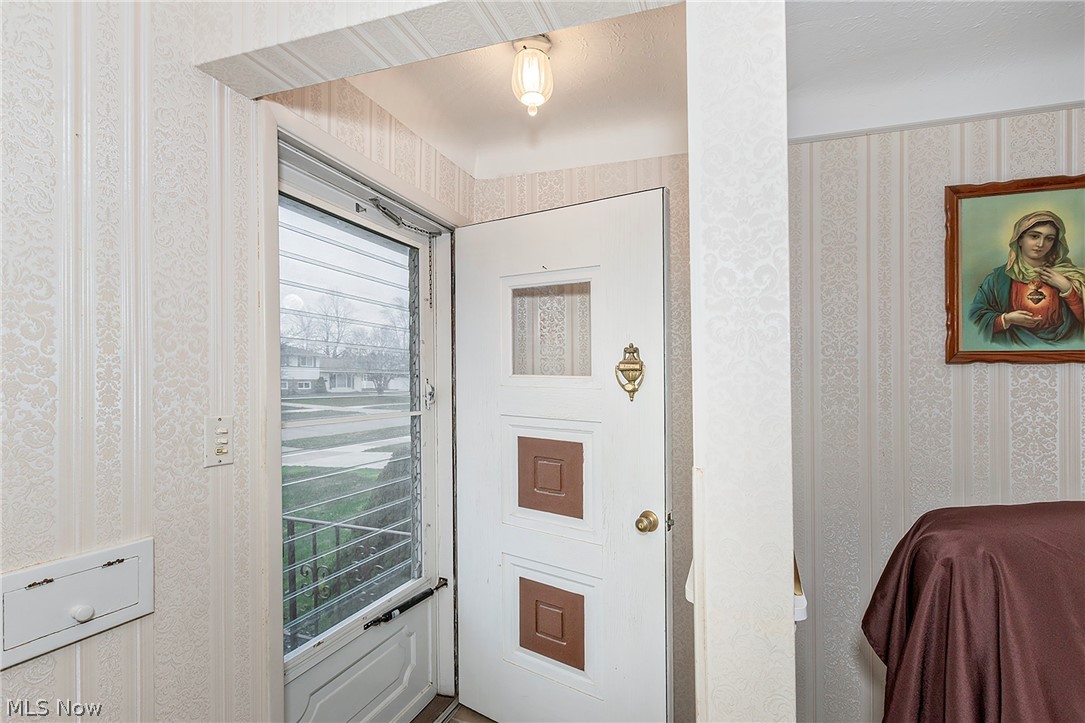 1272 Bonnie Lane Mayfield Heights OH 44124