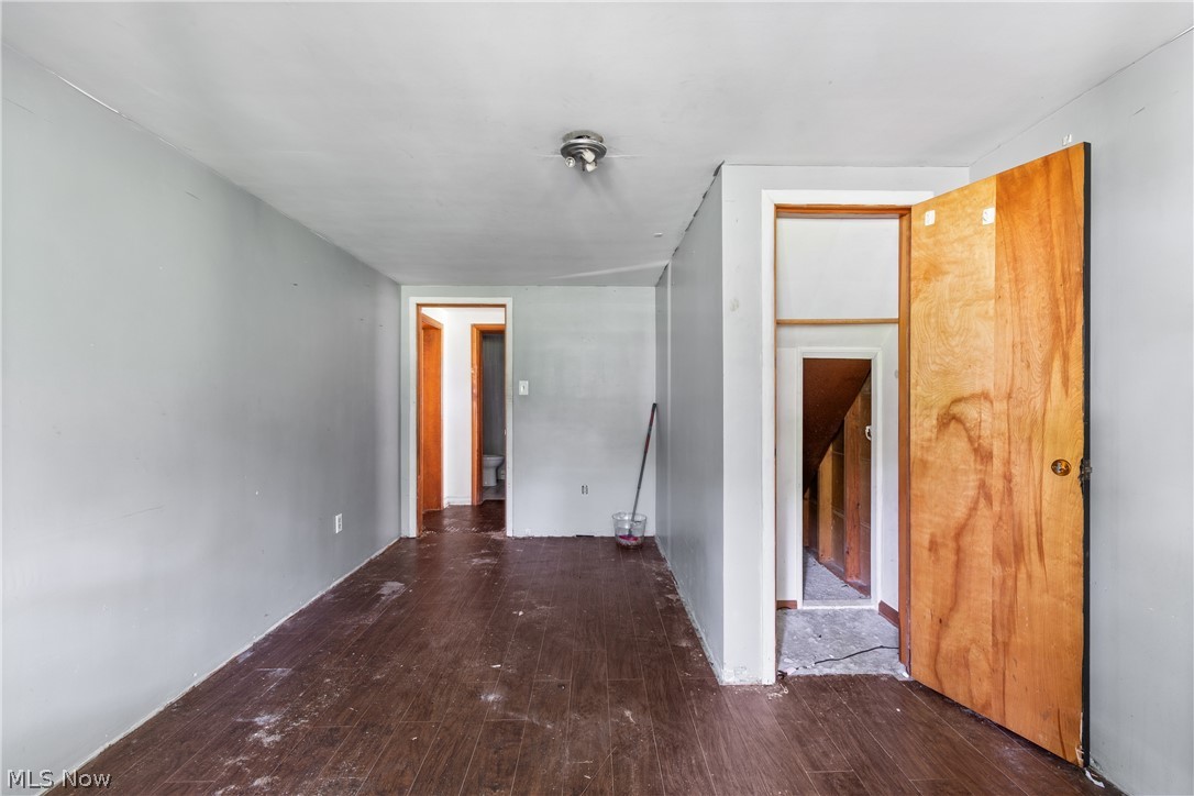 1219 Midland Avenue New Franklin OH 44203