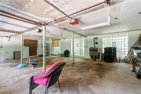 1219 Midland Avenue New Franklin OH 44203