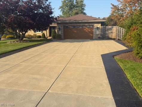 9740 Cedarwood Drive North Royalton OH 44133