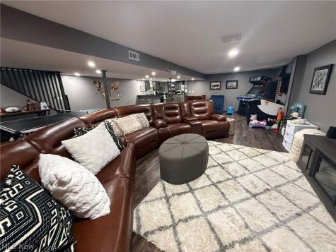 9740 Cedarwood Drive North Royalton OH 44133