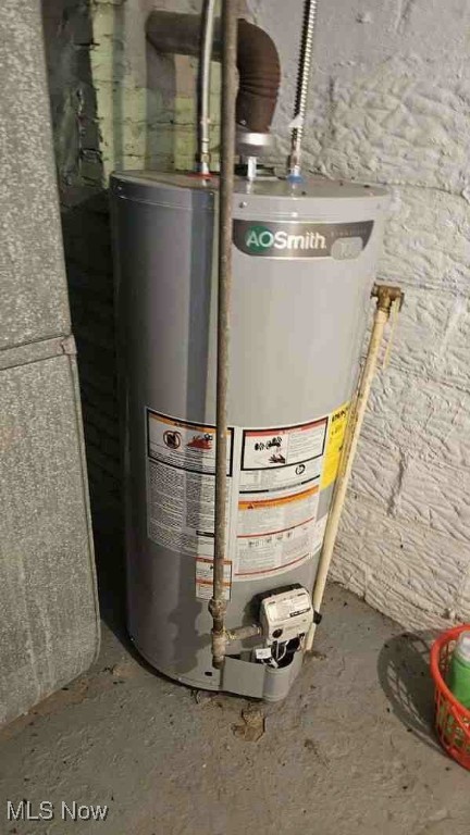 957 Bank Street Akron OH 44305