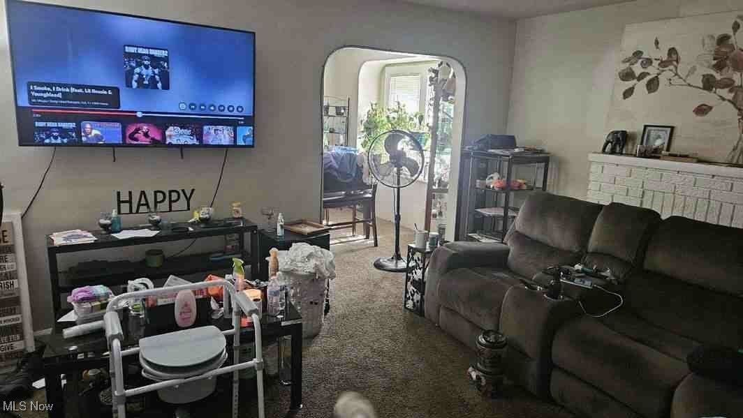 957 Bank Street Akron OH 44305