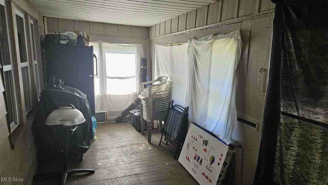 957 Bank Street Akron OH 44305