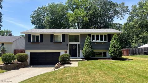 6280 Stafford Drive North Olmsted OH 44070