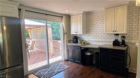 6280 Stafford Drive North Olmsted OH 44070